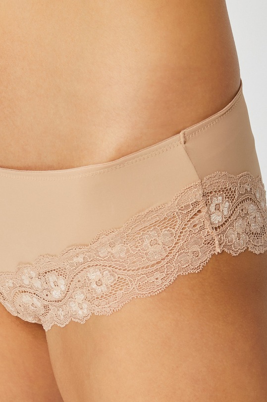 Triumph - Бикини Lovely Micro бежов 10182555