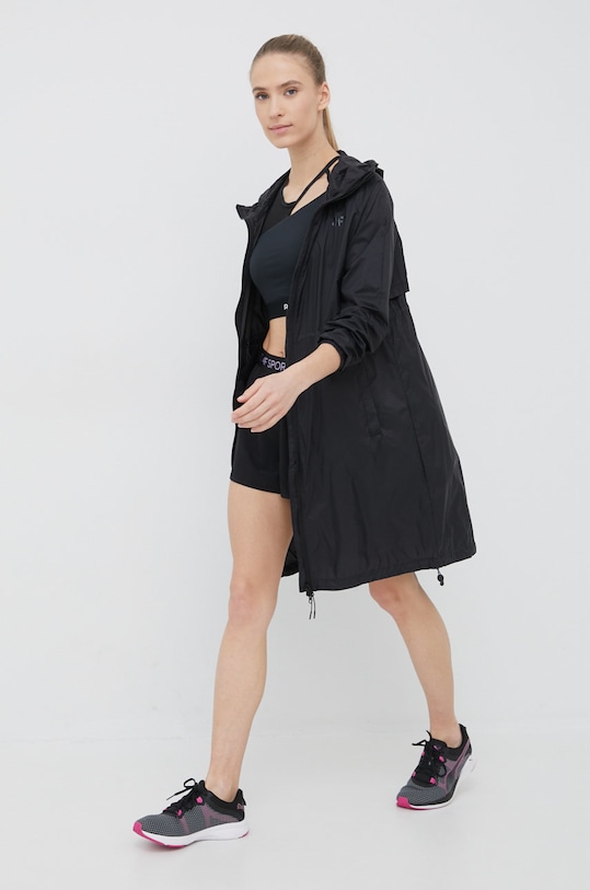 Tréninkový top Reebok Cut Out F9762 F9762 černá AA00