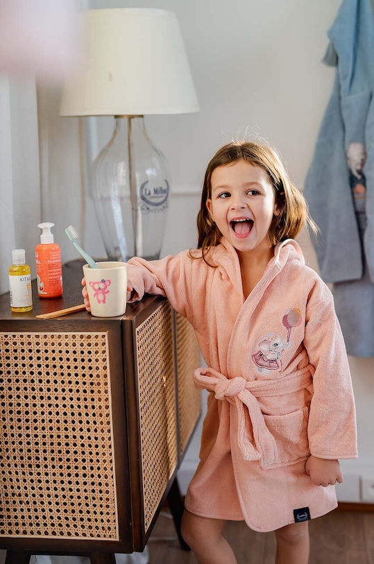 Dětský župan La Millou ROSSIE by Maja Hyży růžová 148355.Szlafrok.Dziecie