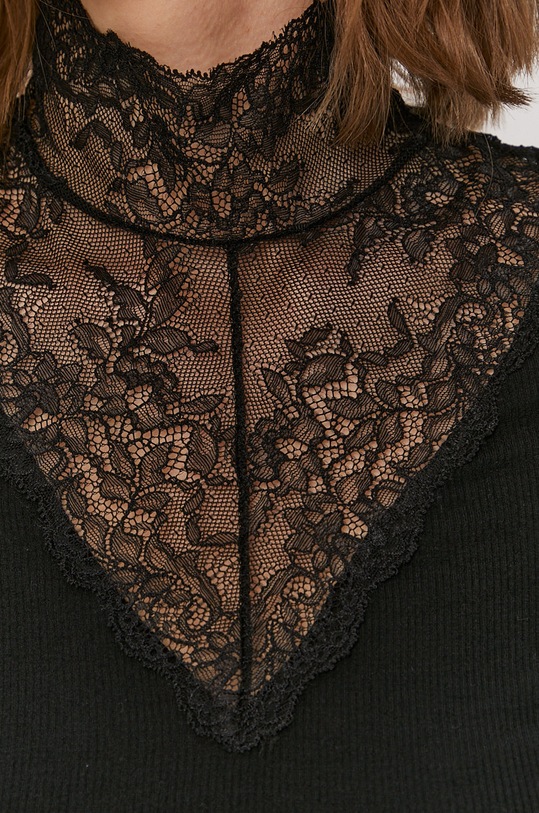 Blúzka Pieces čierna 17106209