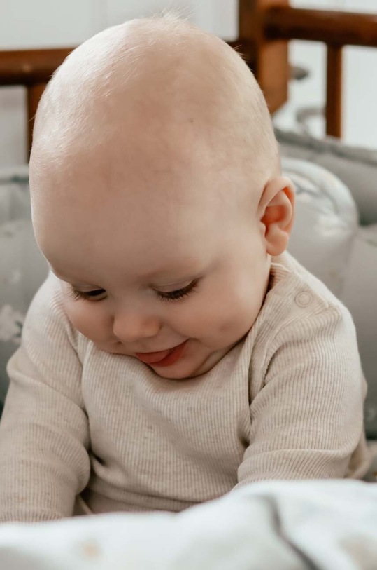 Бавовняний лонгслів для немовлят That's mine бежевий 019817