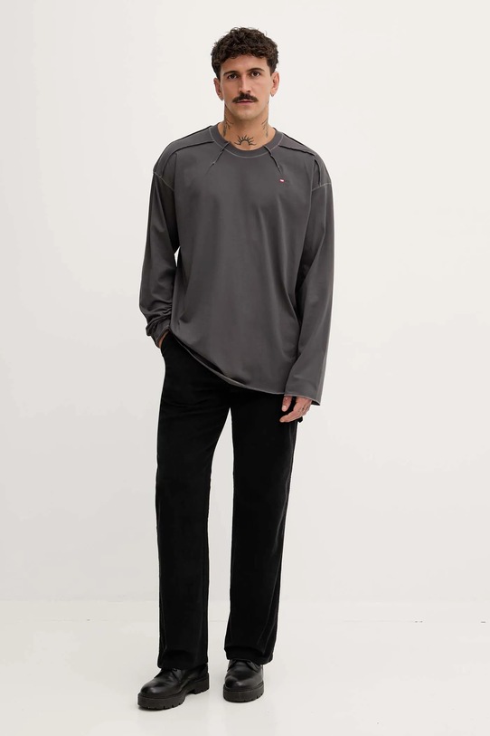 Diesel longsleeve bawełniany T-CRAHOR-BOXT-LS-T1 A19464.0NIAX szary AA00