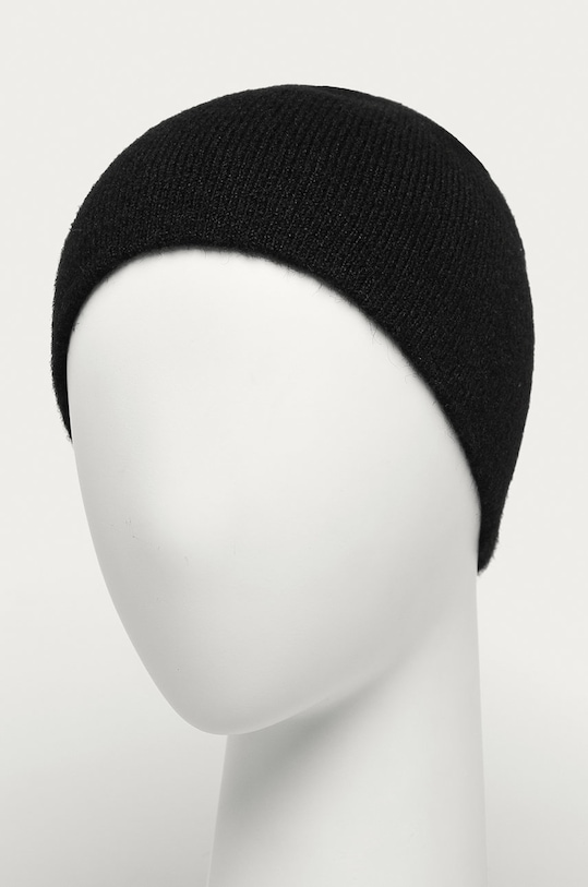 Pieces - Čepice 17106057 černá AA00