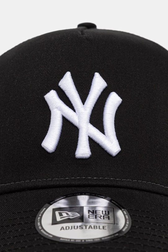 New Era trucker cap Men's 11588491 black AA00
