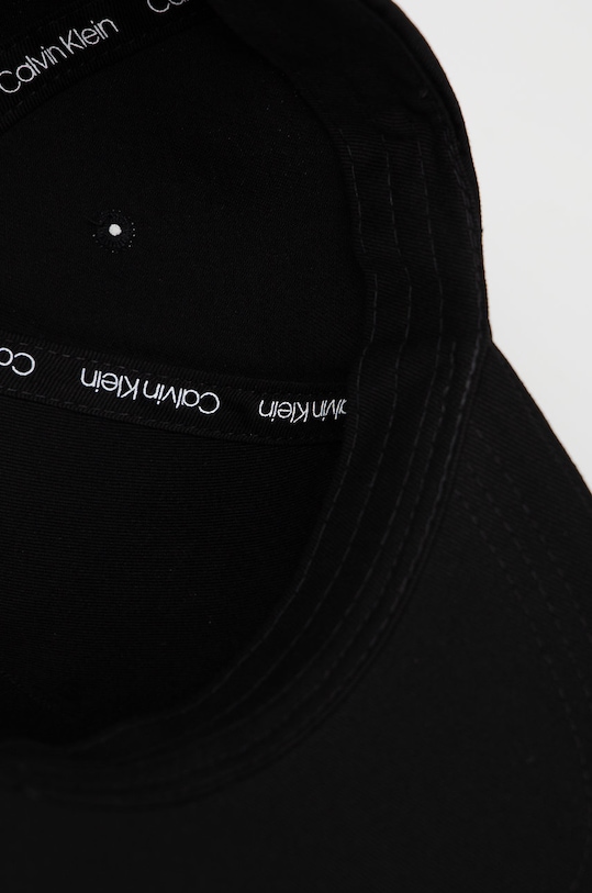 Čepice Calvin Klein černá K50K506087.NOS