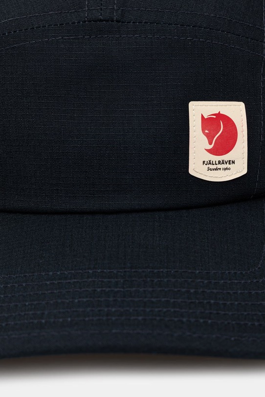 Шапка с козирка Fjallraven High Coast F78150 тъмносин SS26