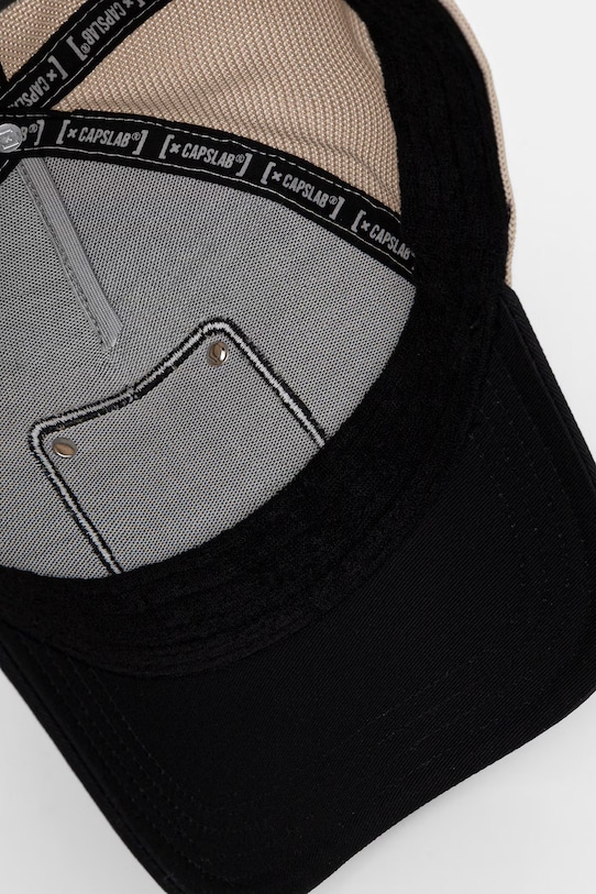 Шапка с козирка Capslab x Peanuts черен CL.PEA6.1.PCTNAW6B