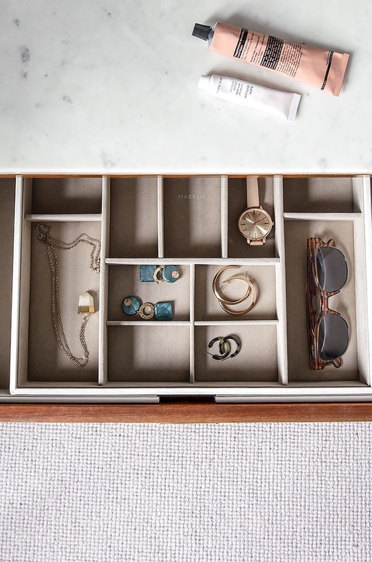 Stackers vložka do zásuvky s organizérem na šperky vícebarevná 73516