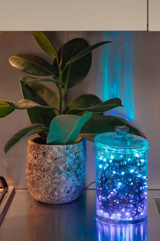 Twinkly lumini inteligente pentru pomul de Crăciun 100 LED RGB 8mb TWS100STP.BEU