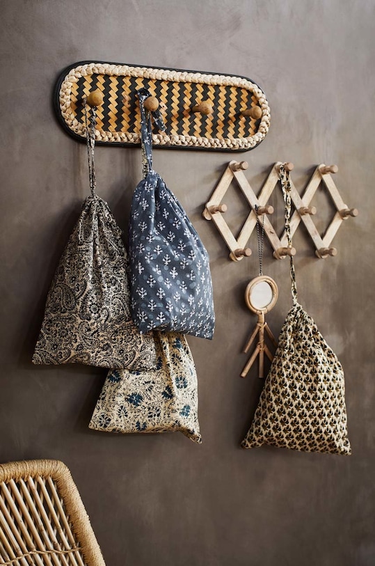 Nappali és hálószoba Madam Stoltz fali fogas 21Y5248 bézs