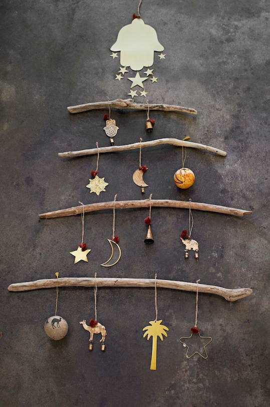 Іграшка на ялинку Madam Stoltz AL.917 барвистий AA00