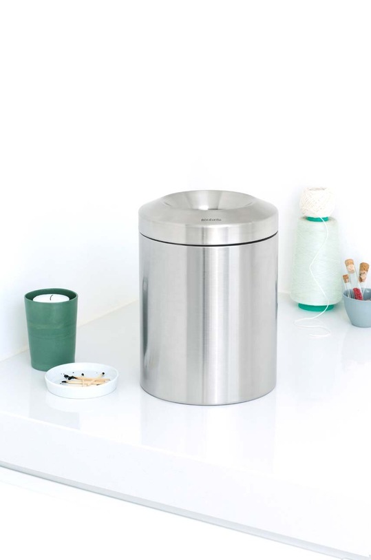 Kuchnia i bar Brabantia kosz na śmieci samogaszący Matt Stell 7 L 378942 szary