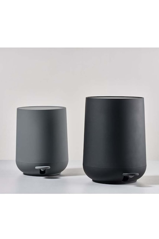Koš za smeće Zone Denmark Nova 5 L 330130. crna AA00