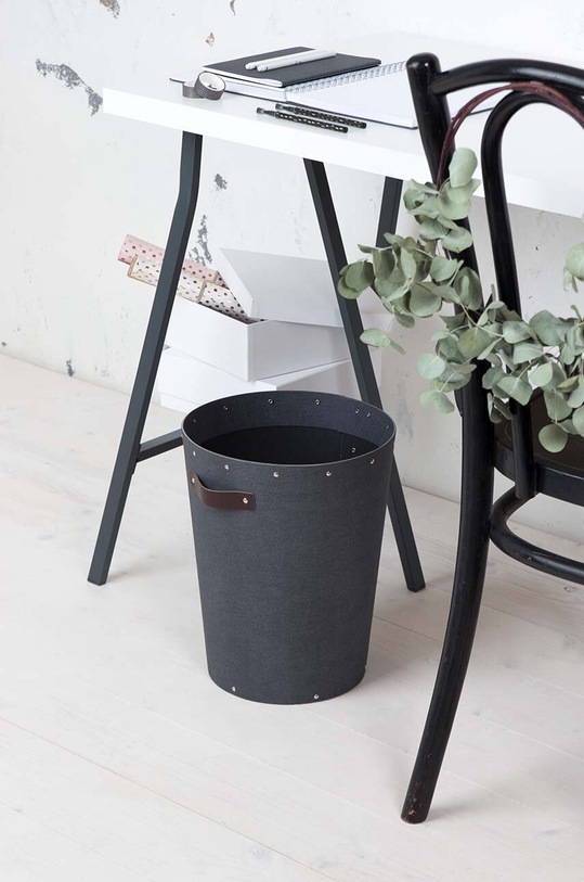 Bigso Box of Sweden kosz na śmieci ARIES 9161C6849LEA648 czarny