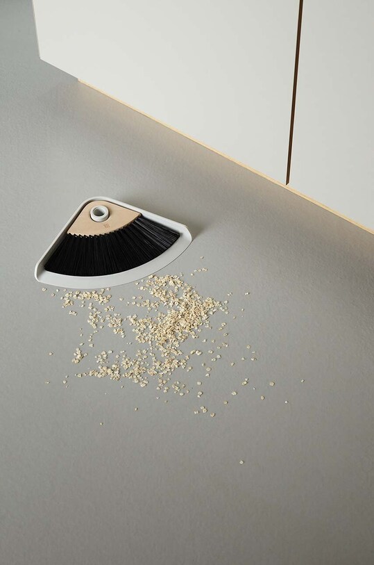 Rig-Tig zmiotka i szufelka Sweep It Z00073.2 multicolor AA00