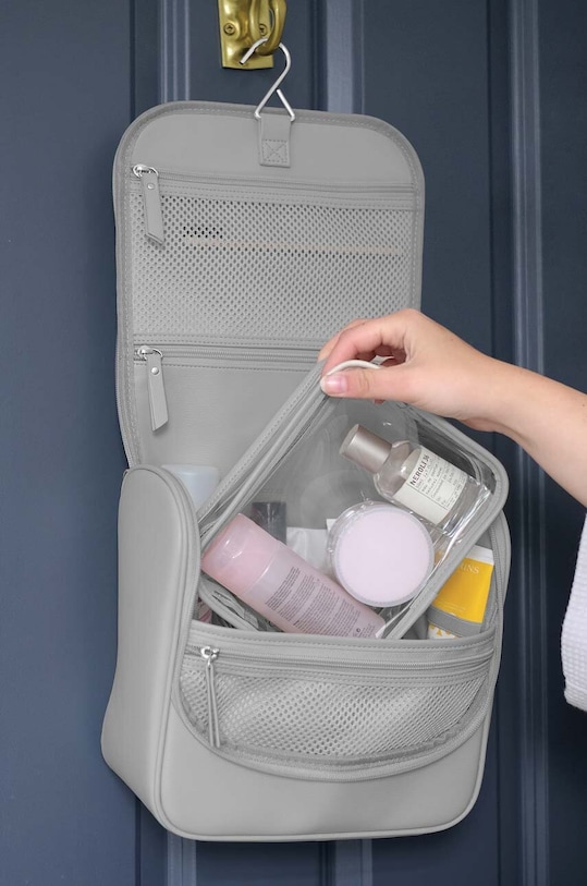 Cestovná kozmetická taštička Stackers 75774 sivá