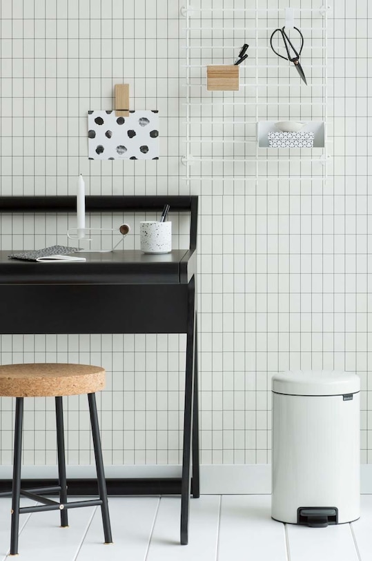 Смітник Brabantia NewIcon 12 L білий 111969.