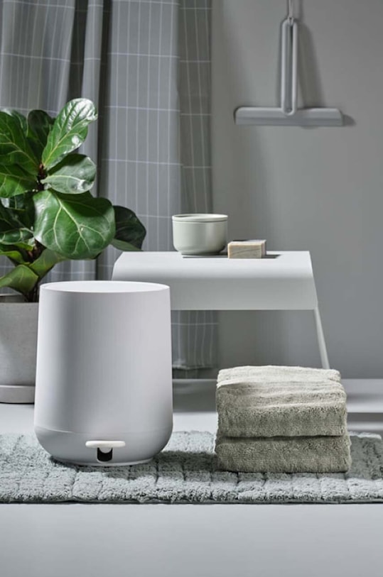 Odpadkový koš Zone Denmark 5 L 330132. bílá AA00