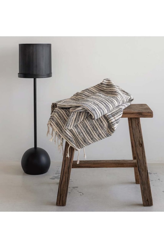 Urban Nature Culture doniczka ze stelażem Ostuni 106544. czarny AA00