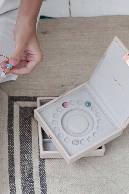 Krabička na náramky a prívesky Stackers ružová 73888