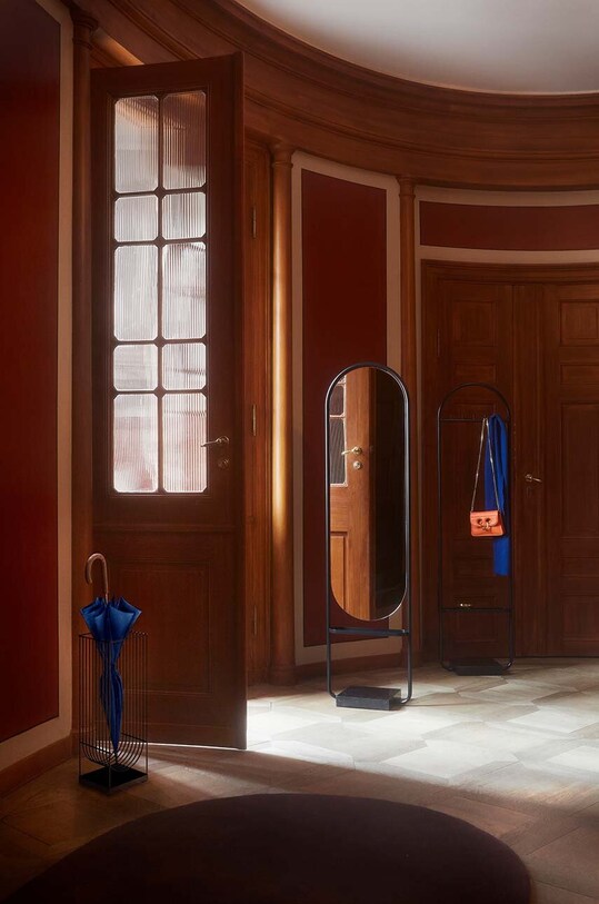 Stojan na dáždniky AYTM Curva 504940050080 čierna AA00