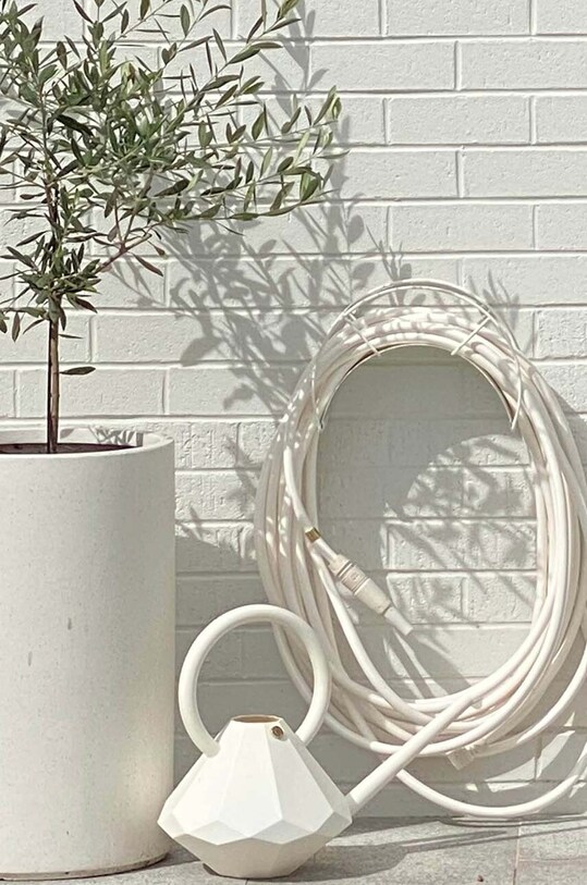 Lifestyle Garden Glory suport pentru furtun de grădină White Snake 27.GG alb
