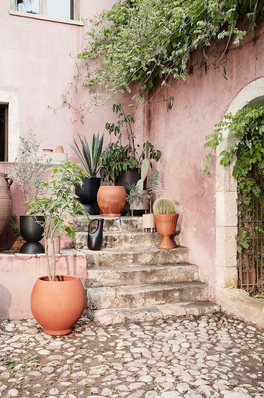 Obývací pokoj a ložnice Květináč s nožičkami ferm LIVING Bau Pot 1104263536 béžová