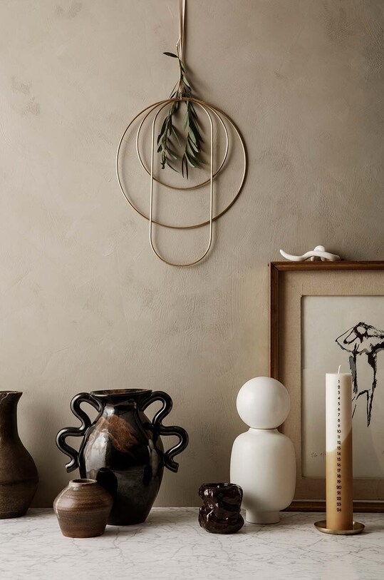 Гостиная и спальня Декоративная ваза ferm LIVING Muses Vase 9340 белый