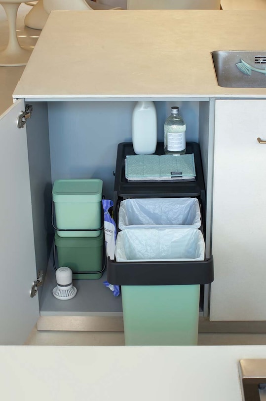 Kanta za otpatke na izvlačenje za kuhinjski ormarić Brabantia Sort&Go 2x15L 232503