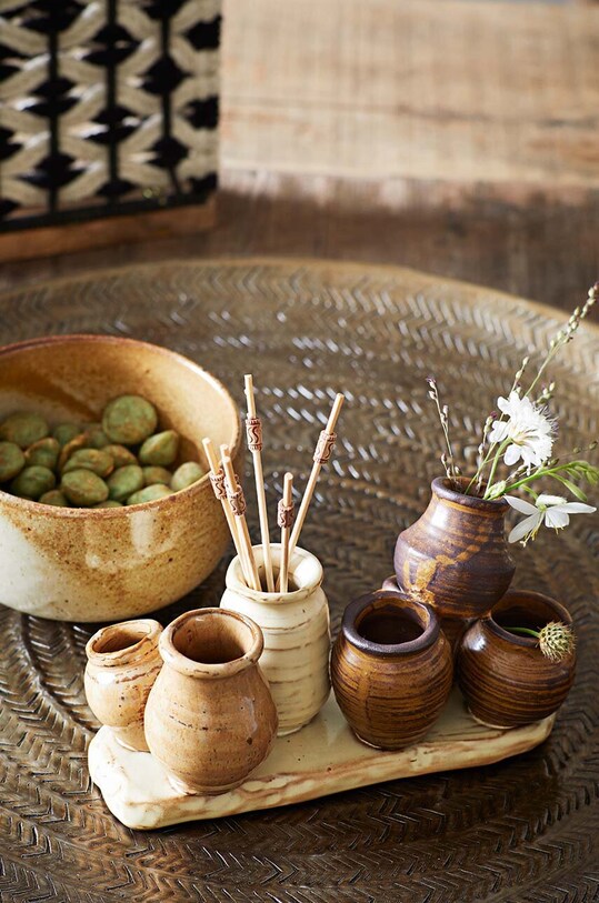 Salon i sypialnia Madam Stoltz wazon dekoracyjny HY22311.19 multicolor