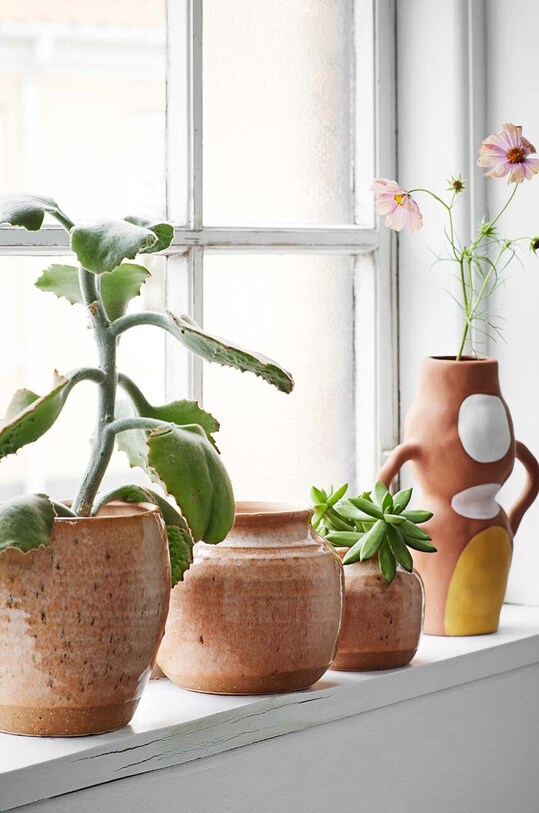 Salon i sypialnia Madam Stoltz osłonka na doniczkę Stoneware HY15639.16 różowy