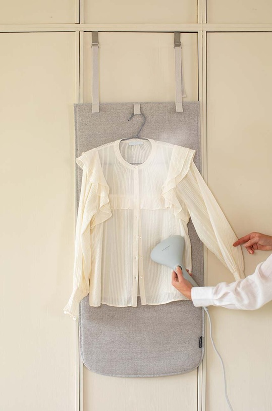 Brabantia aparat de călcat cu abur vertical 231766