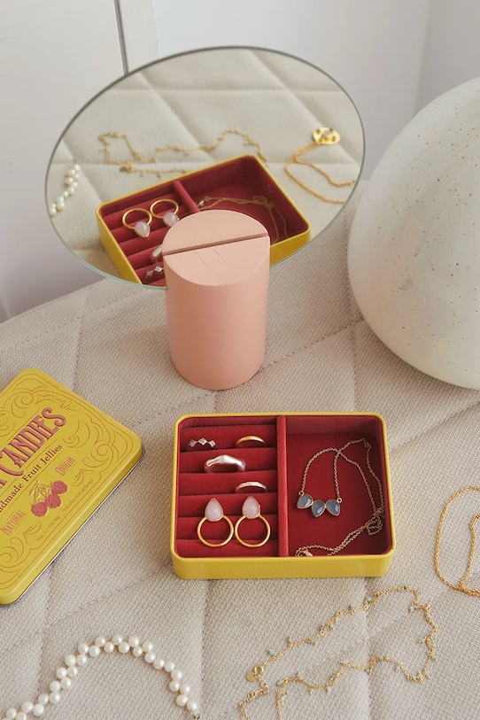 Шкатулка Balvi Sugar Candies 28013 жёлтый