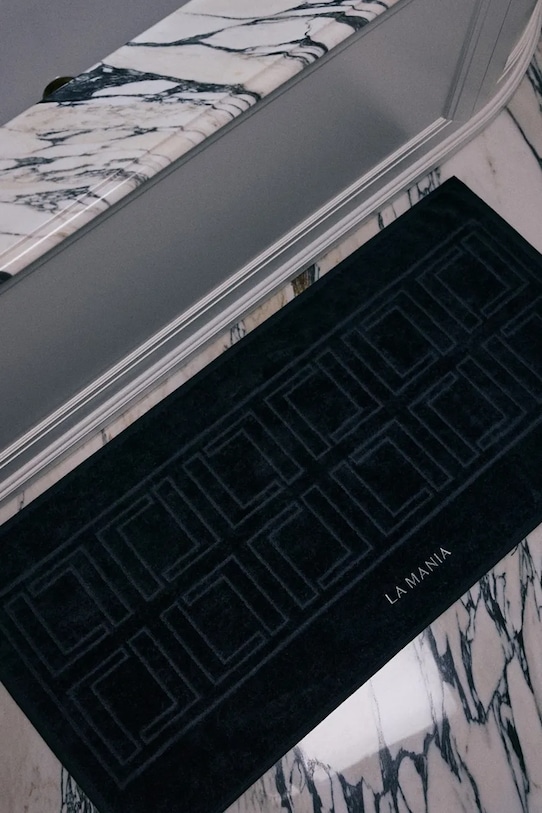 La Mania dywanik łazienkowy bawełniany Mono Mania 70 x 50 cm czarny 5905549421963