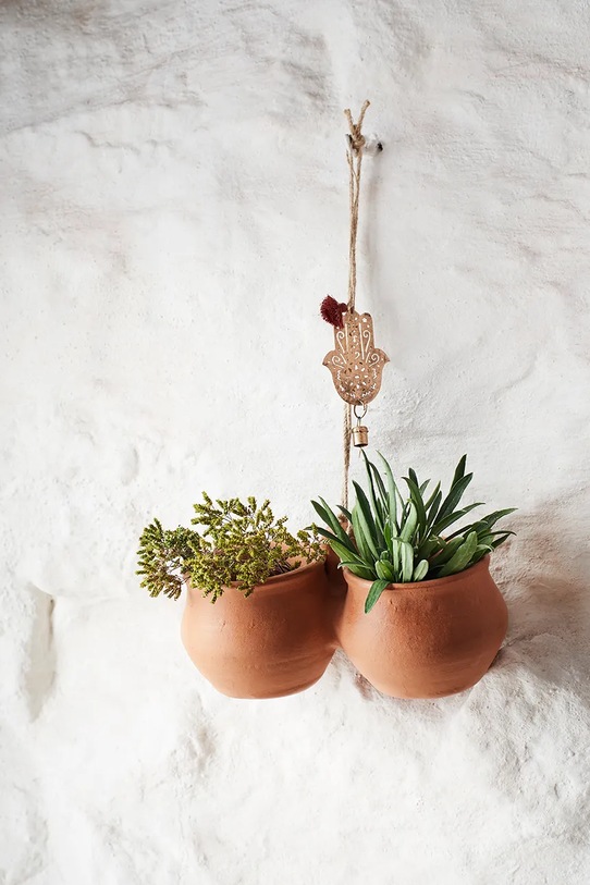 Salon i sypialnia Madam Stoltz osłonka na doniczkę wisząca 24 x 12 x 13,5 cm 29908NA pomarańczowy