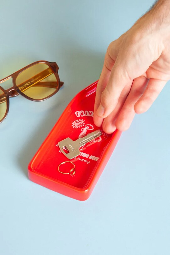 Salon i sypialnia DOIY taca dekoracyjna Corner shop, Sriracha DYTRTRCSSI multicolor