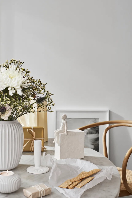 Διακοσμητική φιγούρα Kähler Astro Virgo 21 cm λευκό 693505