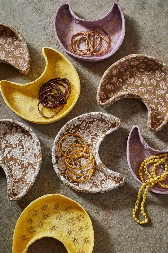 Salon i sypialnia Madam Stoltz taca dekoracyjna 17 x 19 cm MS2204.002 multicolor