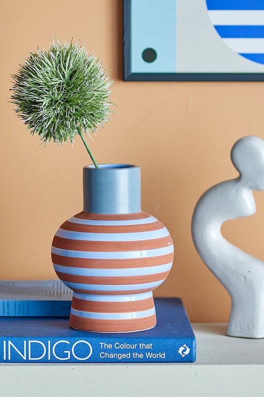 Bloomingville wazon dekoracyjny Lindir 15 x 19 cm 82061341 niebieski AA00