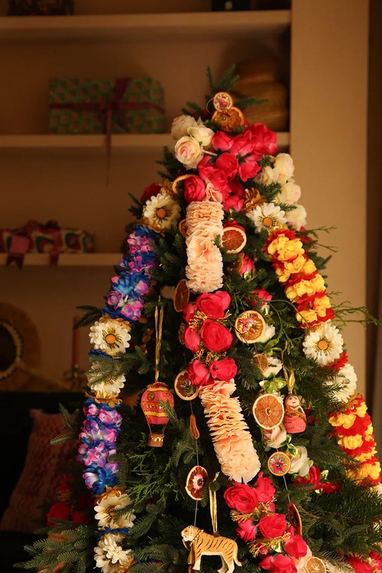 Salon i sypialnia Doing Goods sztuczne kwiaty Dalia Delight 203 x 9 x 9 cm 1.20.50.033.045.3 niebieski