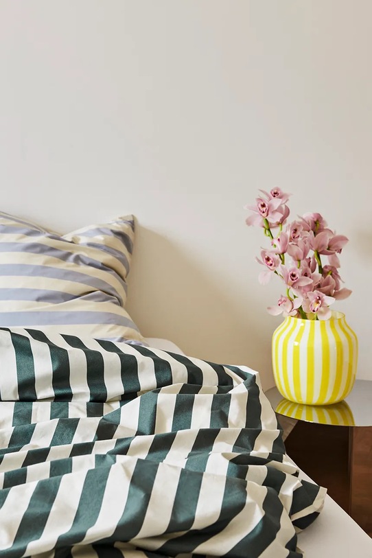 Σαλόνι και υπνοδωμάτιο Διακοσμητικό βάζο HAY Juice 22 x 22 cm AB429.A636.AB98 κίτρινο