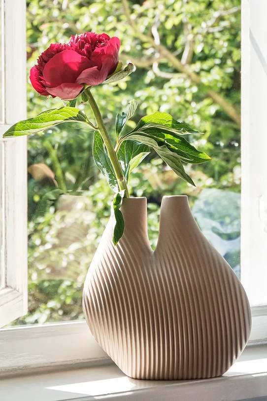 Dekorativní váza HAY Chamber 22 x 14 x 20 cm AB553.A903 béžová AA00