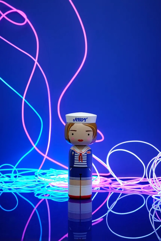 Lucie Kaas figurka dekoracyjna Kokeshi x Stranger Things 15,5 cm SI01STRO multicolor AA00
