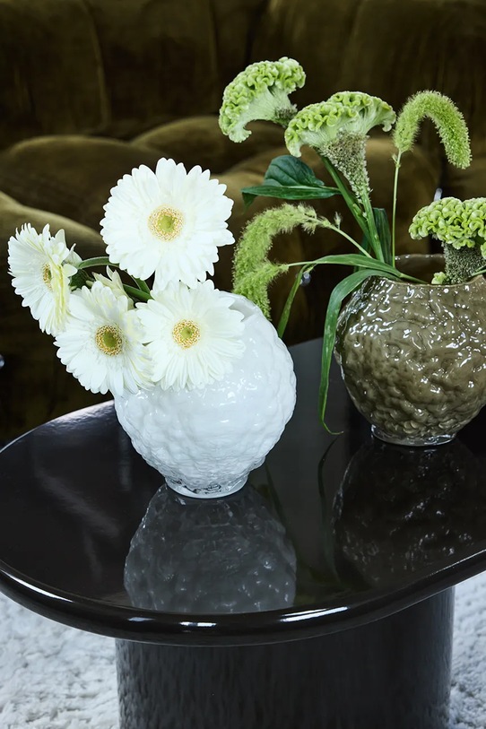 Byon wazon dekoracyjny ze szkła barwionego 19 x 17 x 17,5 cm 5280608202 biały AA00