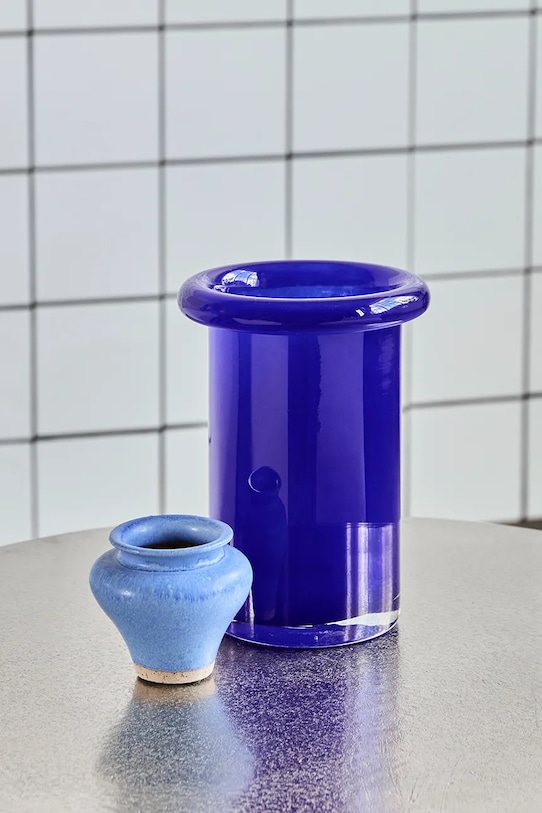 House Doctor wazon dekoracyjny ze szkła barwionego 23 cm 900001280 granatowy AA00