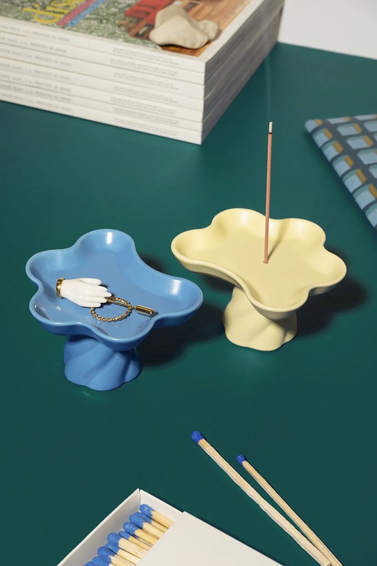 Salon i sypialnia Octaevo uchwyt na kadzidełko z kamionki 8 x 9 x 5,5 cm OCTIHB.22 niebieski