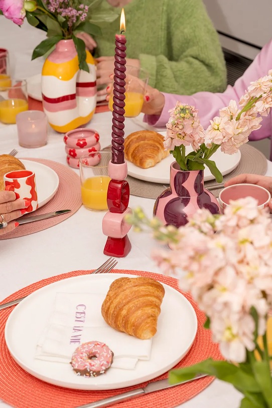 Qué Rico świecznik dekoracyjny z dolomitu 7 x 4,5 x 16,5 cm różowy 148.01493