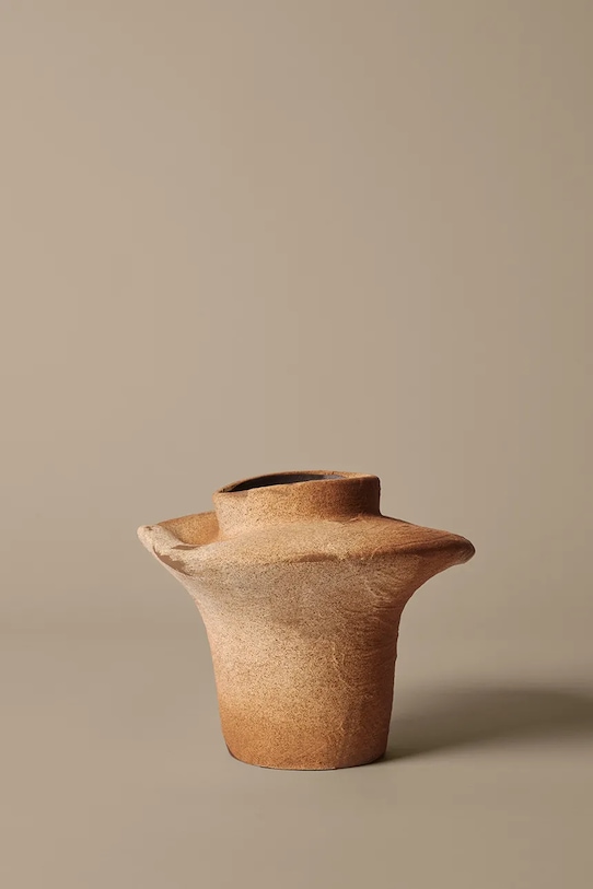 Ferm Living wazon dekoracyjny z kamionki 22 x 25 cm 1104272538 pomarańczowy AA00