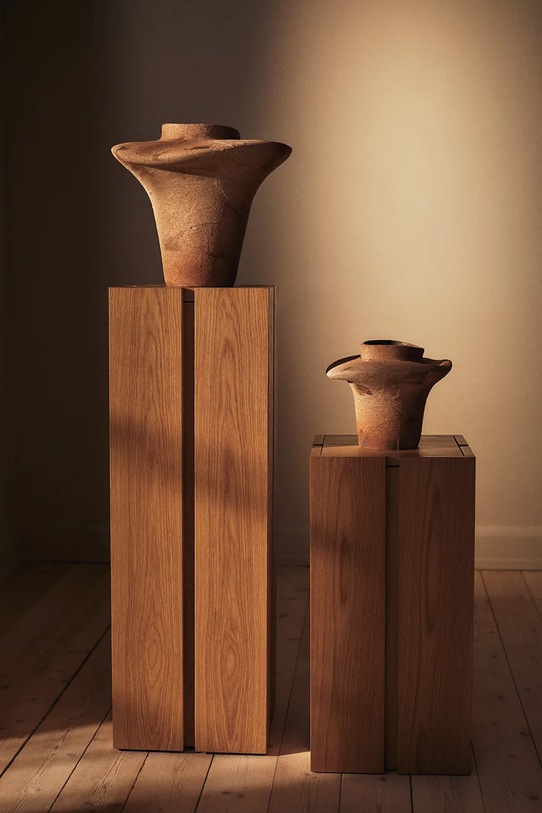 Salon i sypialnia Ferm Living wazon dekoracyjny z kamionki 22 x 25 cm 1104272538 pomarańczowy