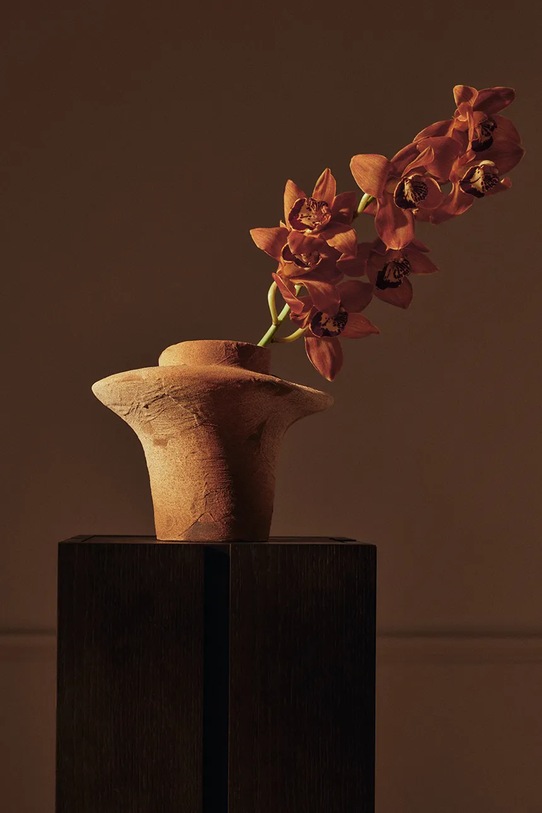 Ferm Living wazon dekoracyjny z kamionki 22 x 25 cm pomarańczowy 1104272538